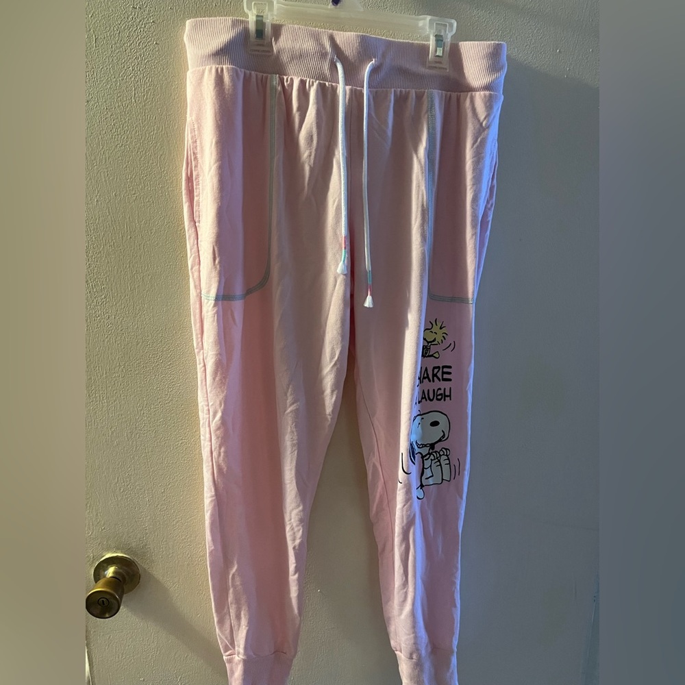 Woman’s size  large peanuts pajamas